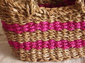 可愛いホグラ草の手編みかごバッグ